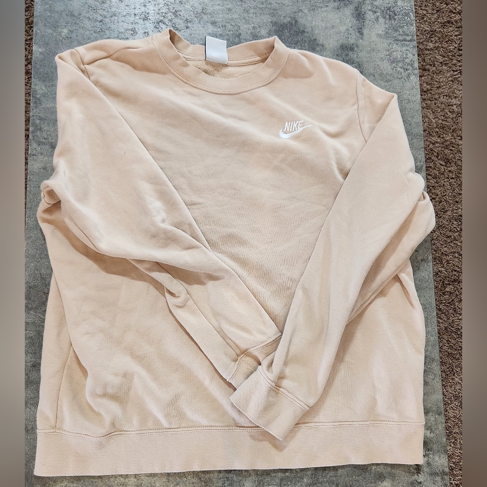 Nike pull over